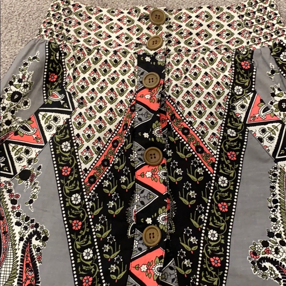 Skirt - Picture 2 of 5
